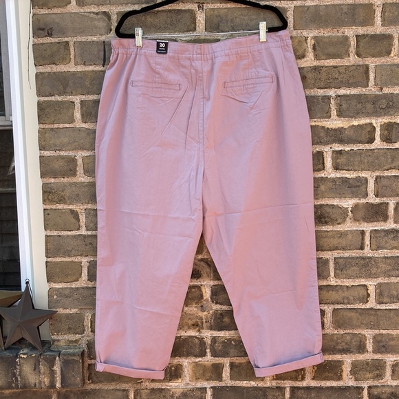 HP!💎 Reitmans, NWT Paper Bag Capri Pants, High Waisted, Lilac, Plus, 20, 22 - Picture 8 of 16